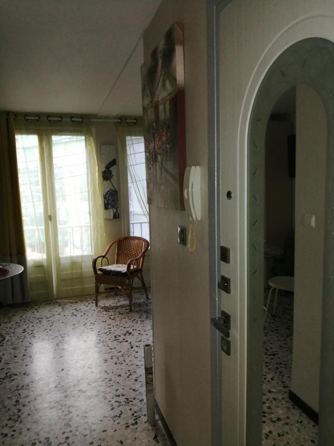 Magnifique Studio Non Fumeur Pres De La Gare Béziers Eksteriør bilde