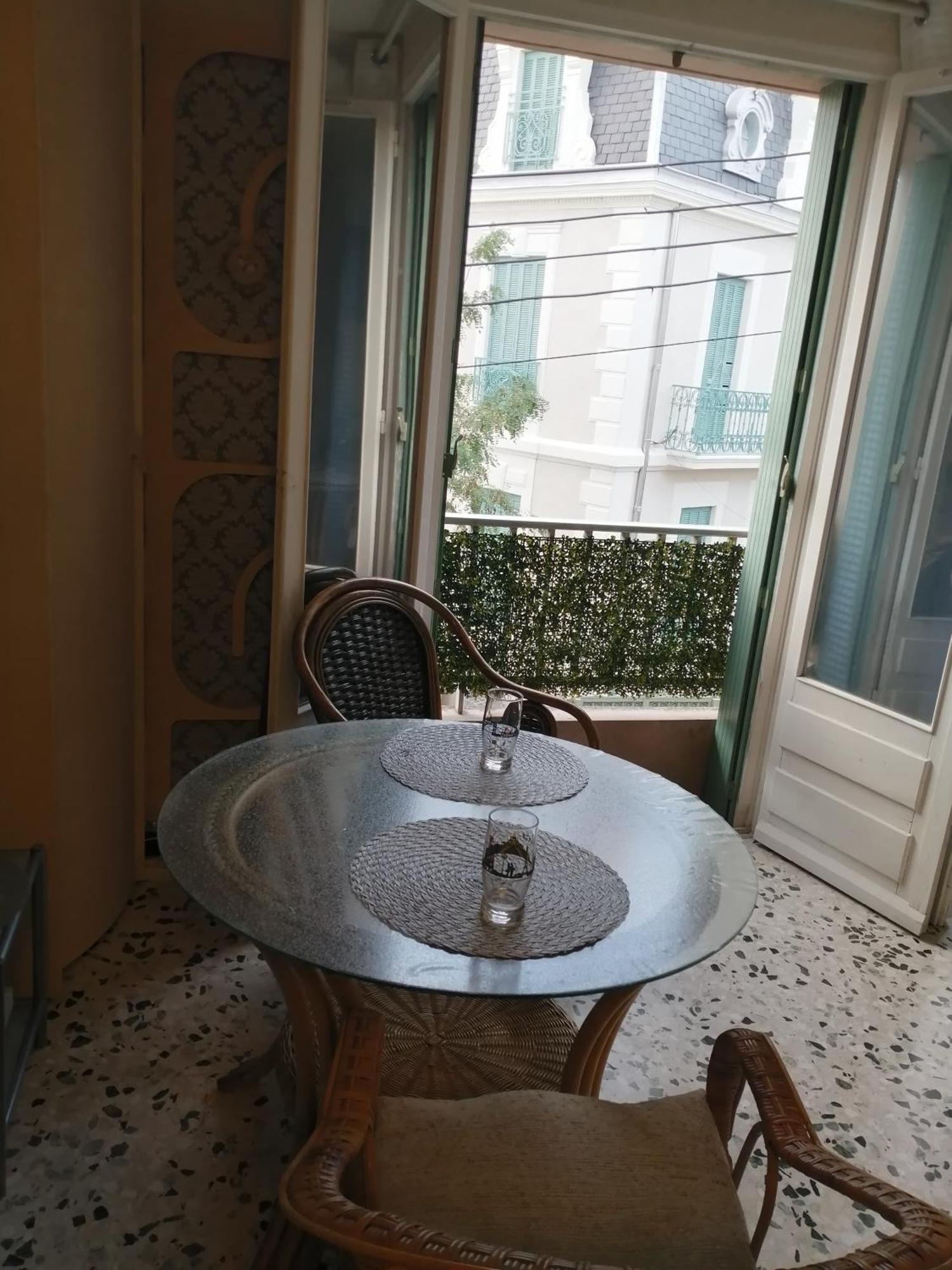Magnifique Studio Non Fumeur Pres De La Gare Béziers Eksteriør bilde